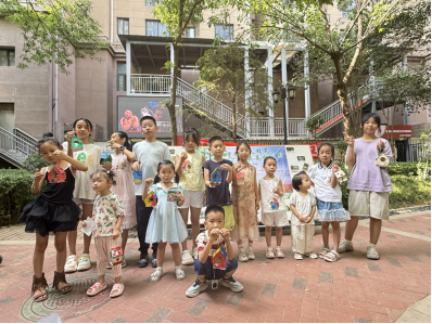 巧手筑鸟巢 人鸟共家园